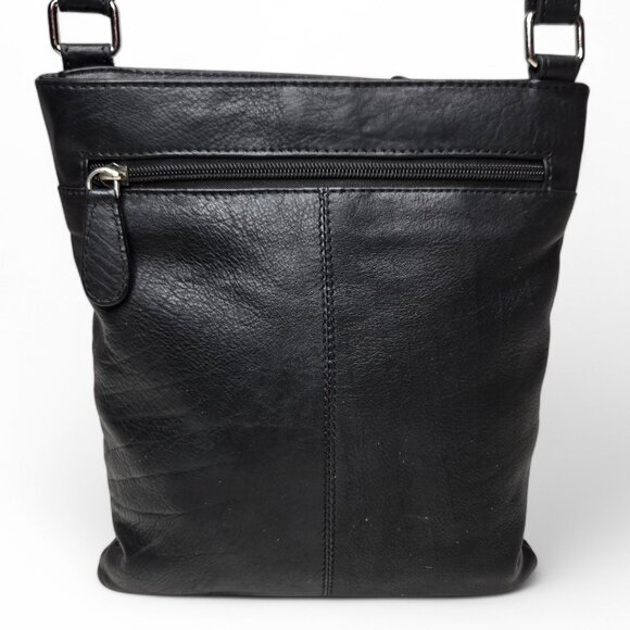 Ashwood Black Leather Crossbody Purse Soft Body Casual Everyday Silver Hardware - Picture 3 of 8